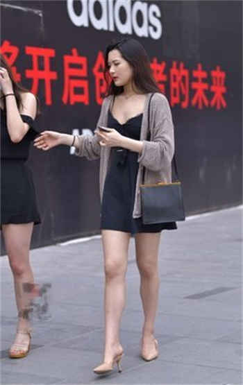 在女儿里一撞一撞