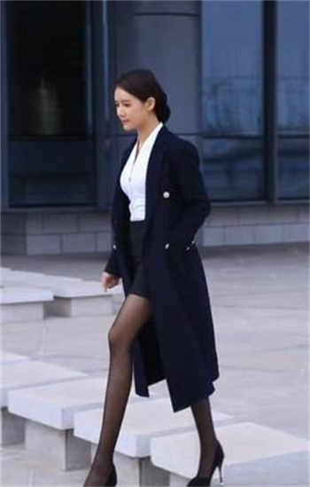 老师上课被装跳蚤蛋