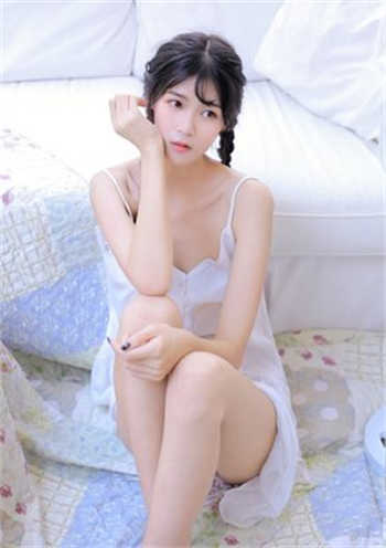 绿巨人扑寡姐表情包