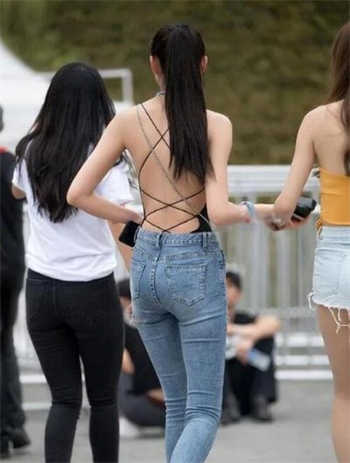 傅少的亿万甜妻扑飞漫画