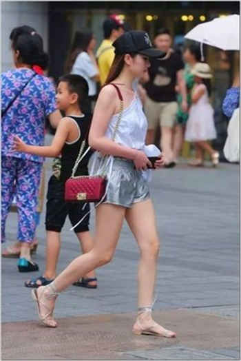 妈妈的噩梦黄燕