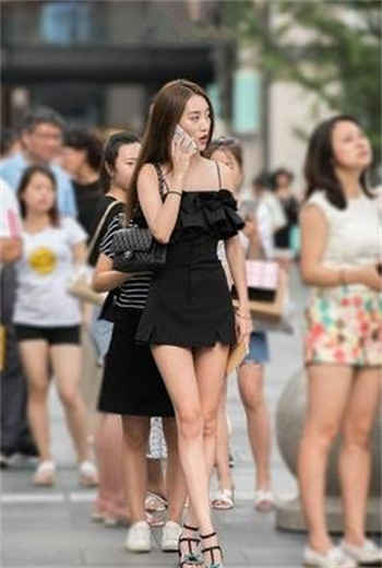 为丈夫还赌债的傻女人