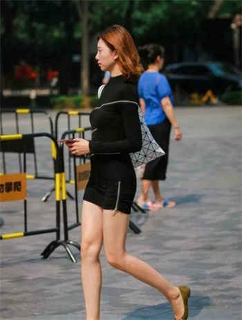 老婆暧昧聊天怎么处理