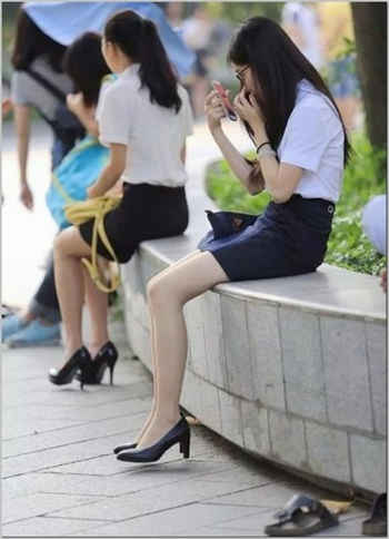 王多鱼被文赫打扑克