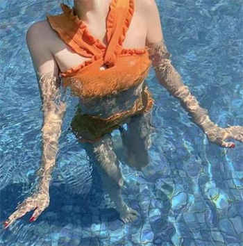 中介男和看房女