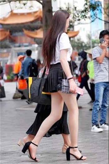 看电影朋友圈发心情