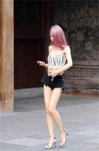 杨雨婷千环套月 张书记