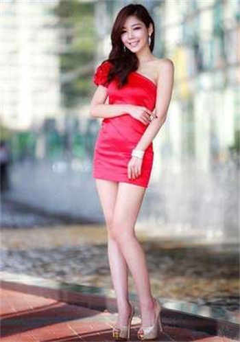 重生混沌九彩圣龙