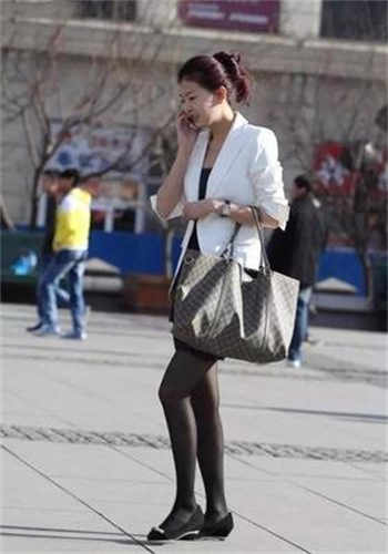 swag圣诞麋鹿女主是谁
