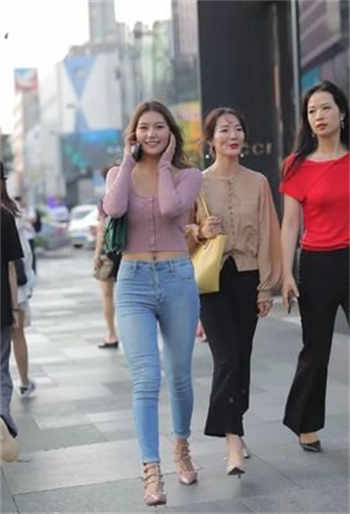 千户和尤莉是哪国人