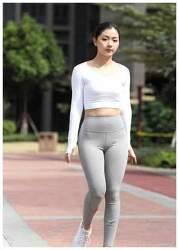 女子被丈夫压骨折