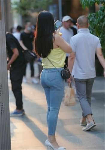 初中生穿舞蹈服图片