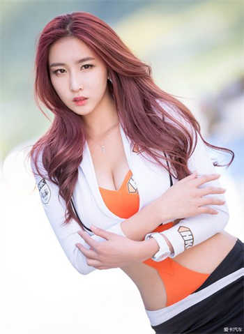 锦城学院唐艺涵买手机事件